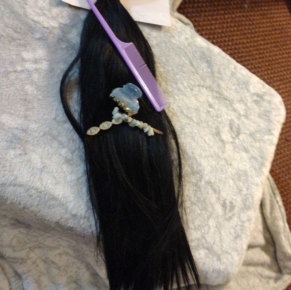 Hair extensions - Picture 4 of 17